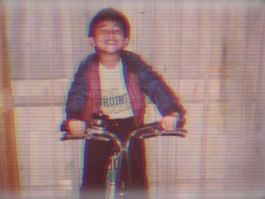 8 Potret lawas Ria Irawan, cantik sejak kecil