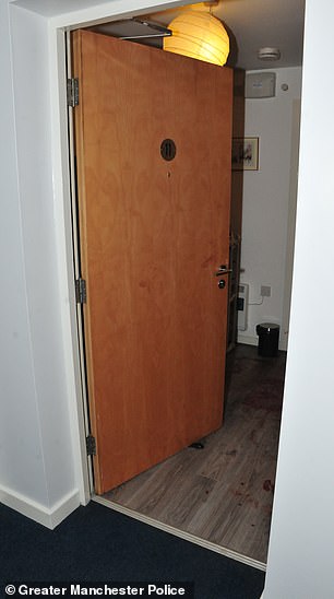 7 Potret apartemen Reynhard Sinaga, lokasi pemerkosaan 190 pria