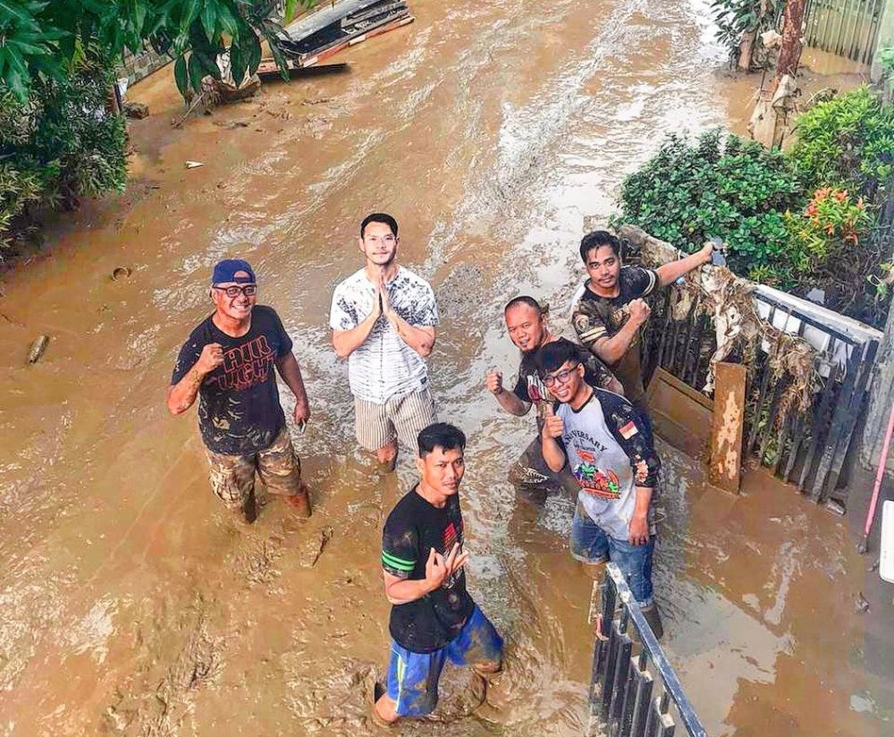 Sepekan banjir, ini 8 potret rumah Kevin Andrean terendam lumpur