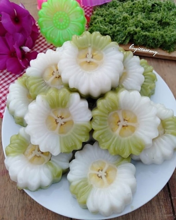 Featured image of post Resep Kue Basah Terbaru Beserta Gambarnya Kue basah adalah salah satujajanan yang sangat disukai oleh masyarakat indonesia karena jajanan ini tidak hanya kita temukan di tempat pasar tradisional atau penjual sayur