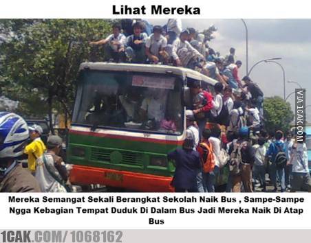 10 Meme lucu naik bus kota ini bikin cekikikan sampai tujuan