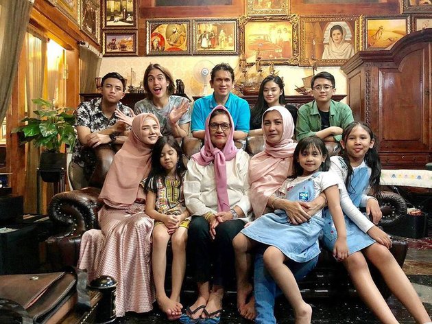 10 Potret Joyce Kohler, ibunda Ahmad Dhani yang berdarah Jerman