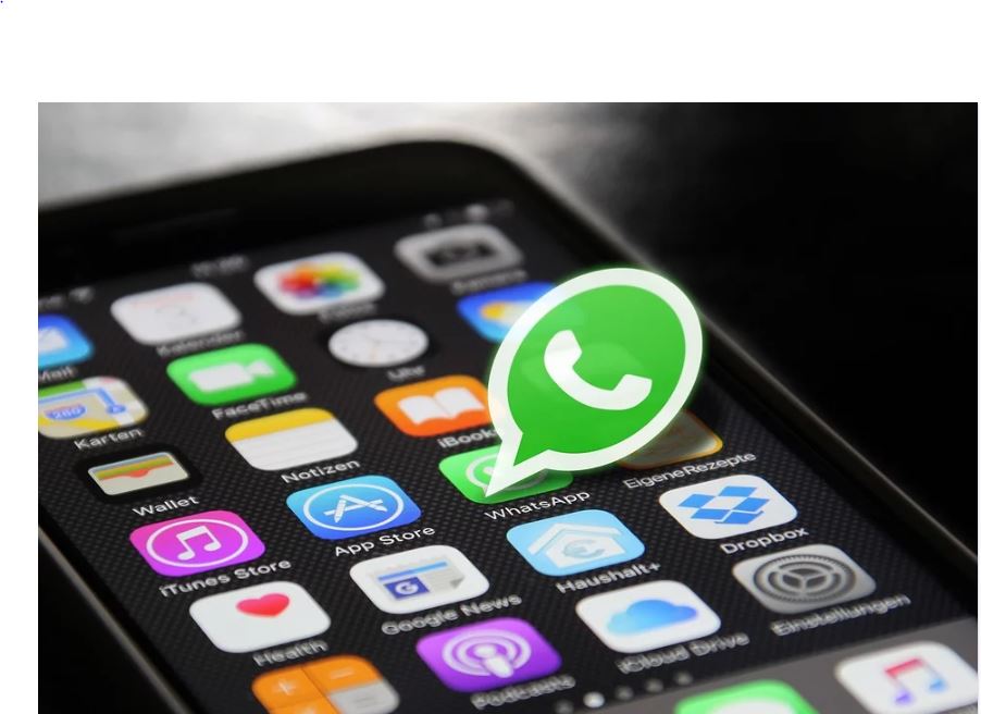 Ini cara agar kamu nggak otomatis masuk ke grup WhatsApp (WA)