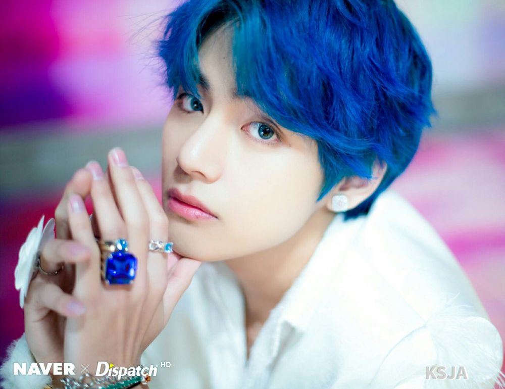 13 Potret idol K-Pop berambut biru, siapa favorit kamu?