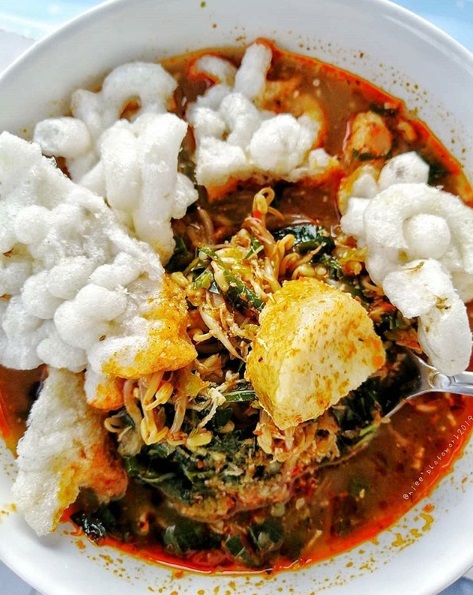 8 Kuliner khas Cirebon wajib dicoba, nasi jamblang favorit