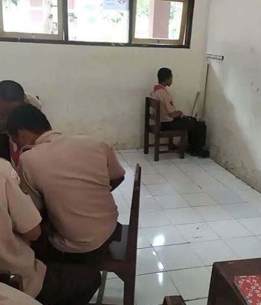 9 Momen 'gue nggak ikutan' ini endingnya bikin nyengir