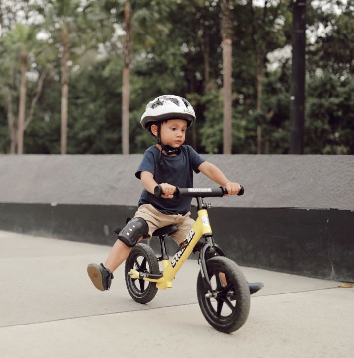 Masih balita, aksi 7 anak seleb saat olahraga ini gemesin