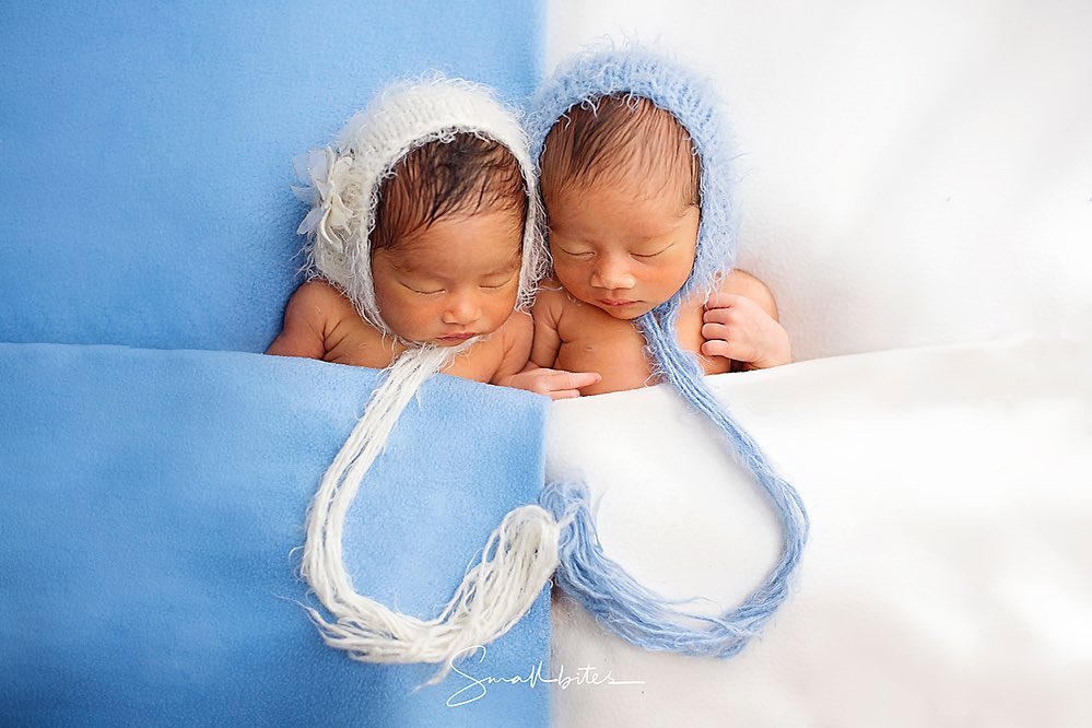 8 Pemotretan newborn anak kembar Syahnaz, super gemesin