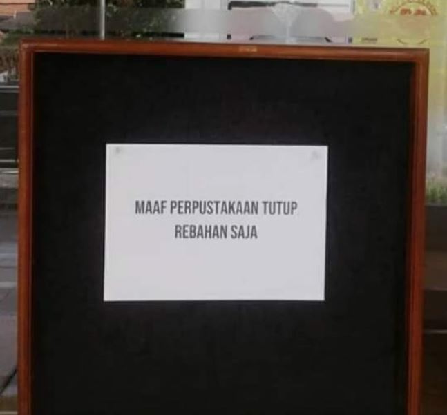 10 Pengumuman unfaedah di tempat umum ini bikin nyesel baca