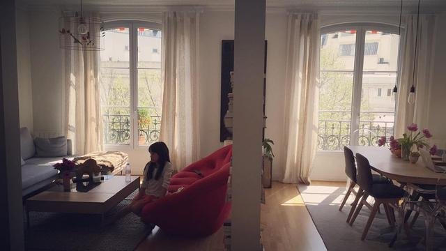 6 Penampakan apartemen Anggun C Sasmi di Prancis, nyaman banget
