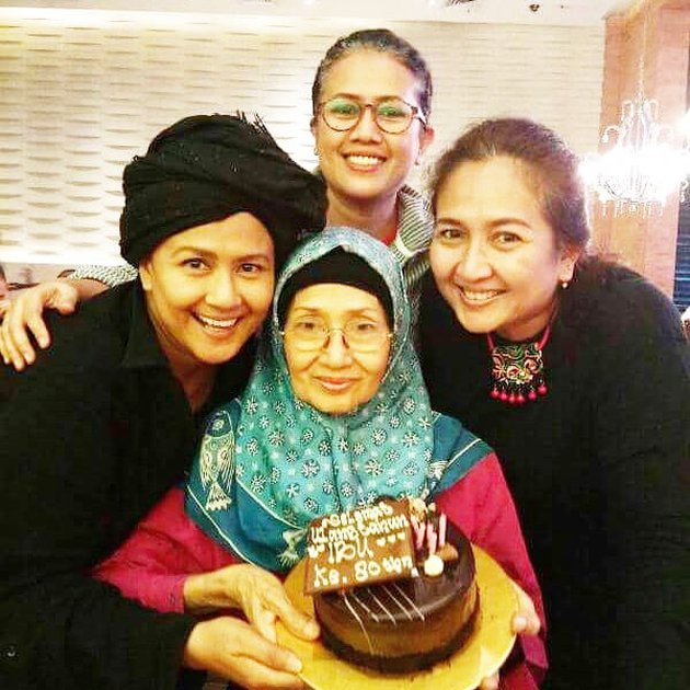 7 Momen kebersamaan Ria Irawan & Ade Irawan, penuh kenangan