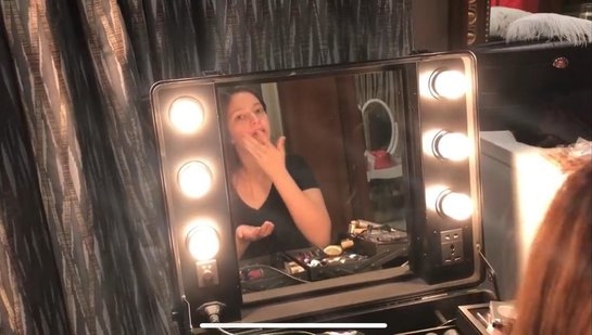 8 Penampakan kamar tidur Nia Ramadhani, mewah dan luas