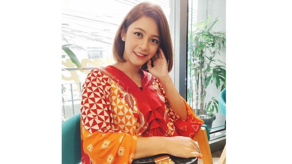 7 Potret terbaru Eky AFI, kini jadi ibu & cantiknya awet