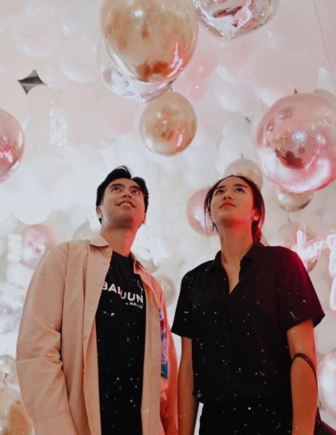 6 Momen kompak Vidi Aldiano & Renatta Moeloek, friendship goals