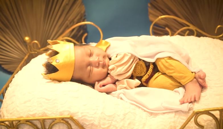 8 Potret newborn Kiano anak Baim Wong, jadi raja cilik