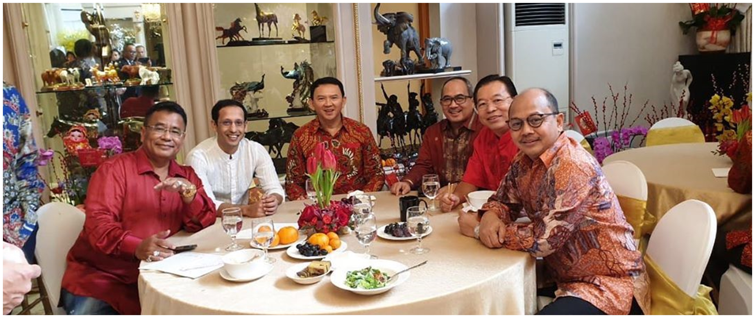 5 Potret perayaan Imlek di rumah Konglomerat Indonesia, meriah abis