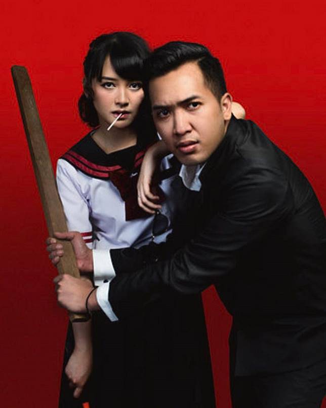 Gaya prewedding 50 seleb ini unik & keren, bisa jadi inspirasi