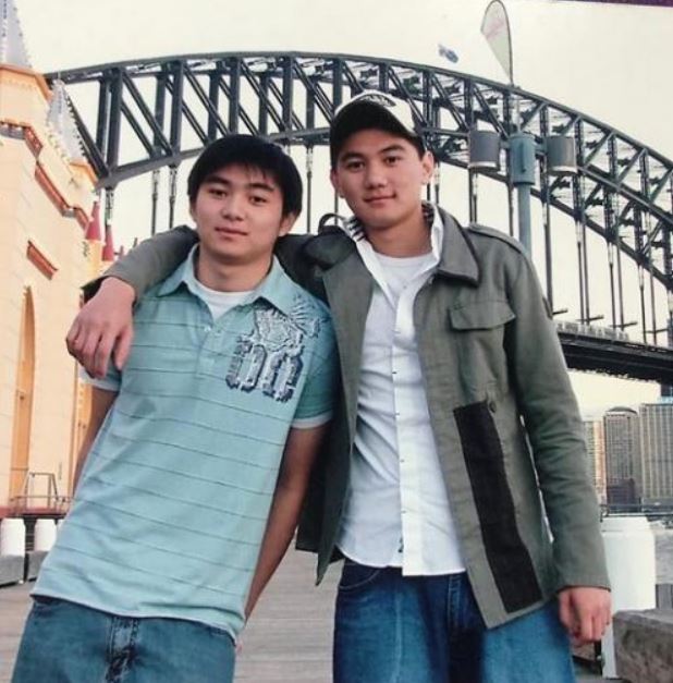 8 Potret lawas Chef Arnold, penampilannya curi perhatian