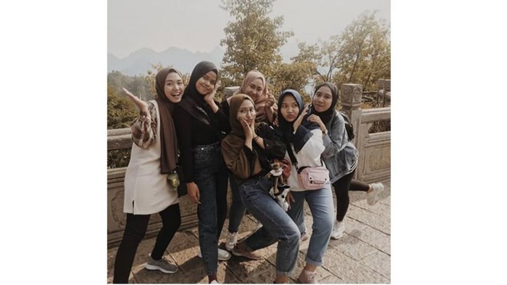 7 Potret Ayu Larasati, mahasiswi yang videonya viral di Wuhan