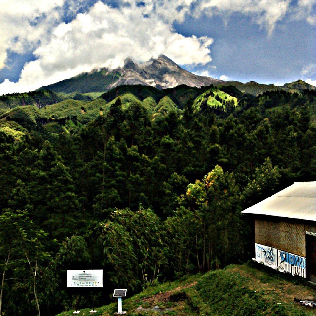 15 Tempat wisata terbaik di lereng Merapi, panoramanya memukau