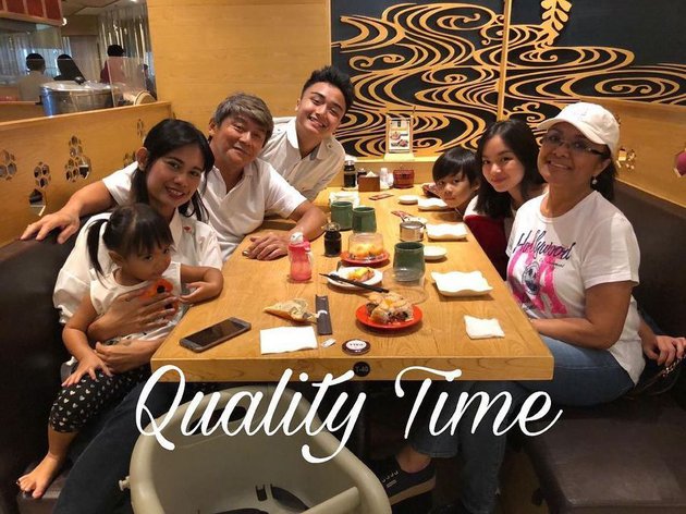 Sudah bercerai, ini 7 potret akrab Betharia Sonata & Willy Dozan