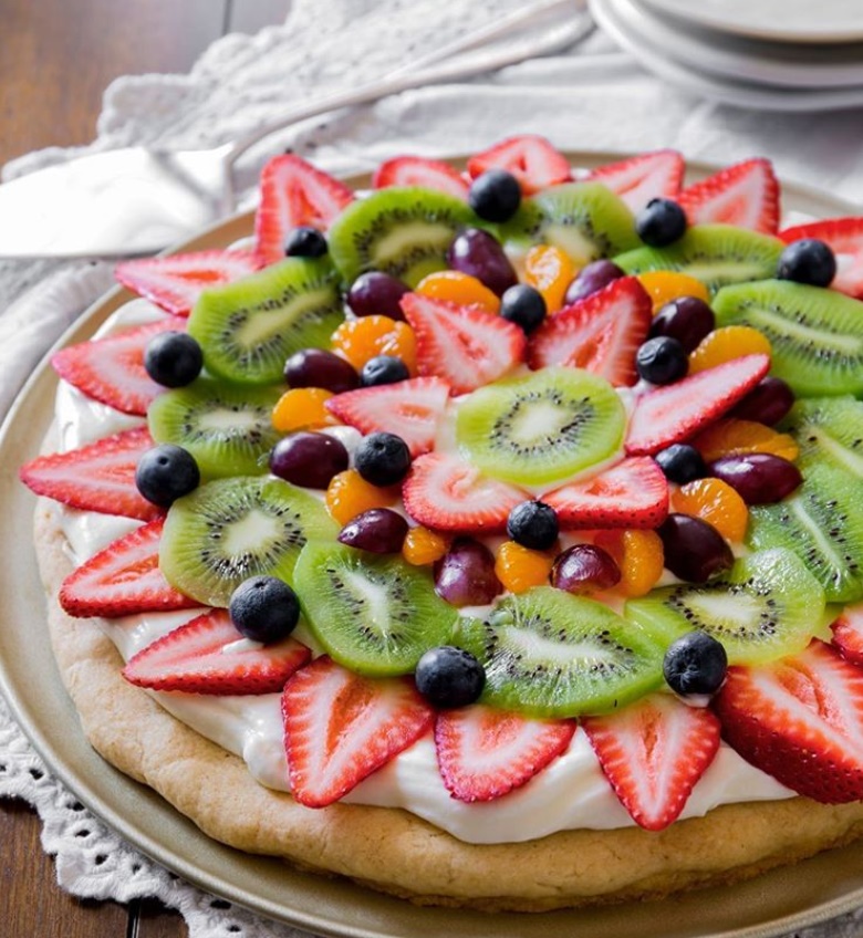 7 Resep pizza buah ala rumahan, segar dan gampang dibuat