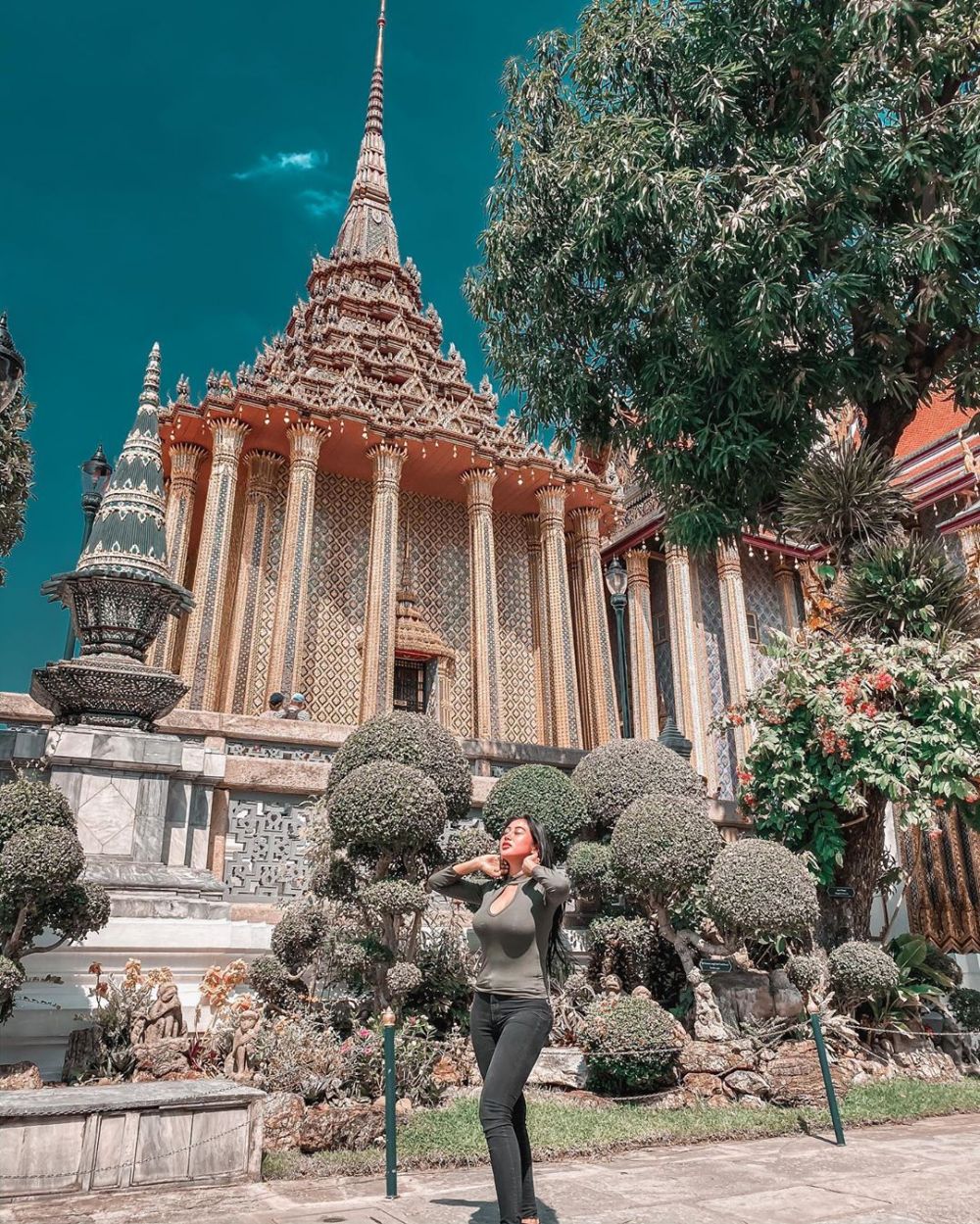 7 Gaya liburan Pamela Safitri di Thailand ini curi perhatian