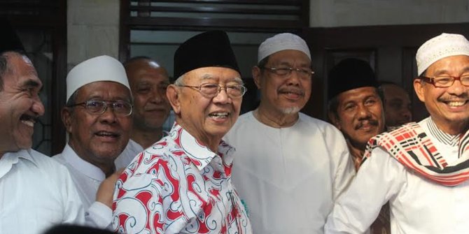 5 Fakta Gus Sholah, adik Gus Dur yang meninggal dunia