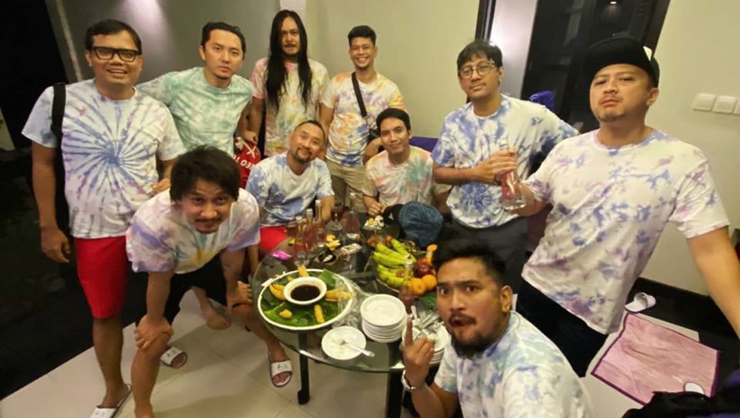 10 Potret geng motor The Prediksi touring, seru & mengundang tawa