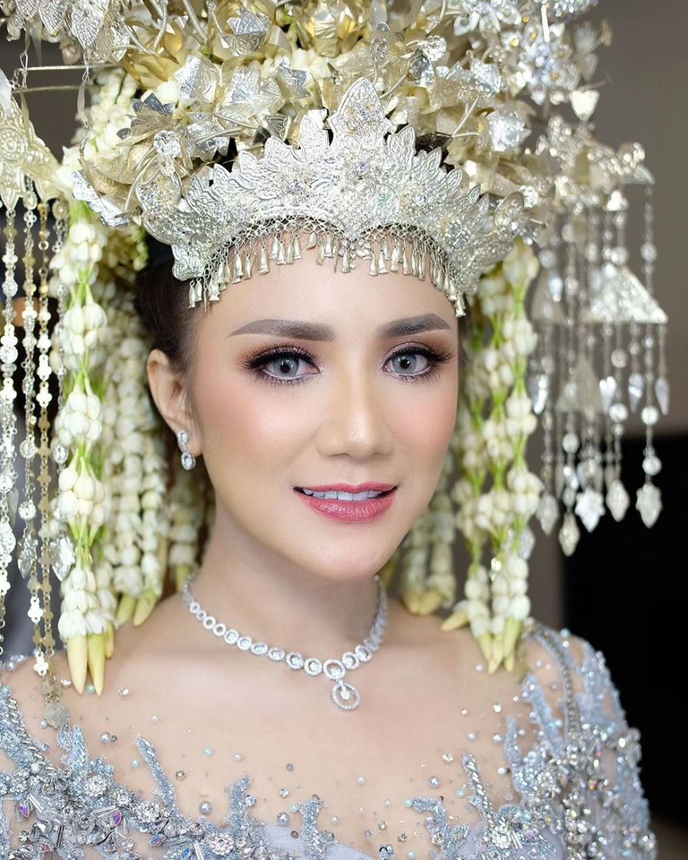 10 Momen pernikahan sespri Prabowo, mewah dan elegan