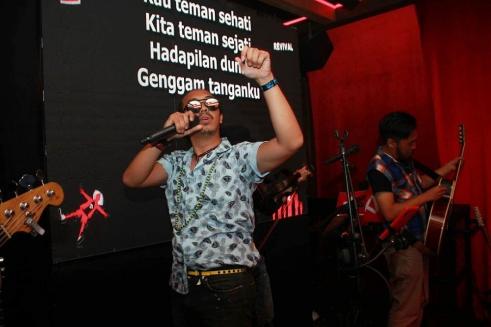 Angkat kultur karaoke, Supermusic apresiasi kontes adu singing
