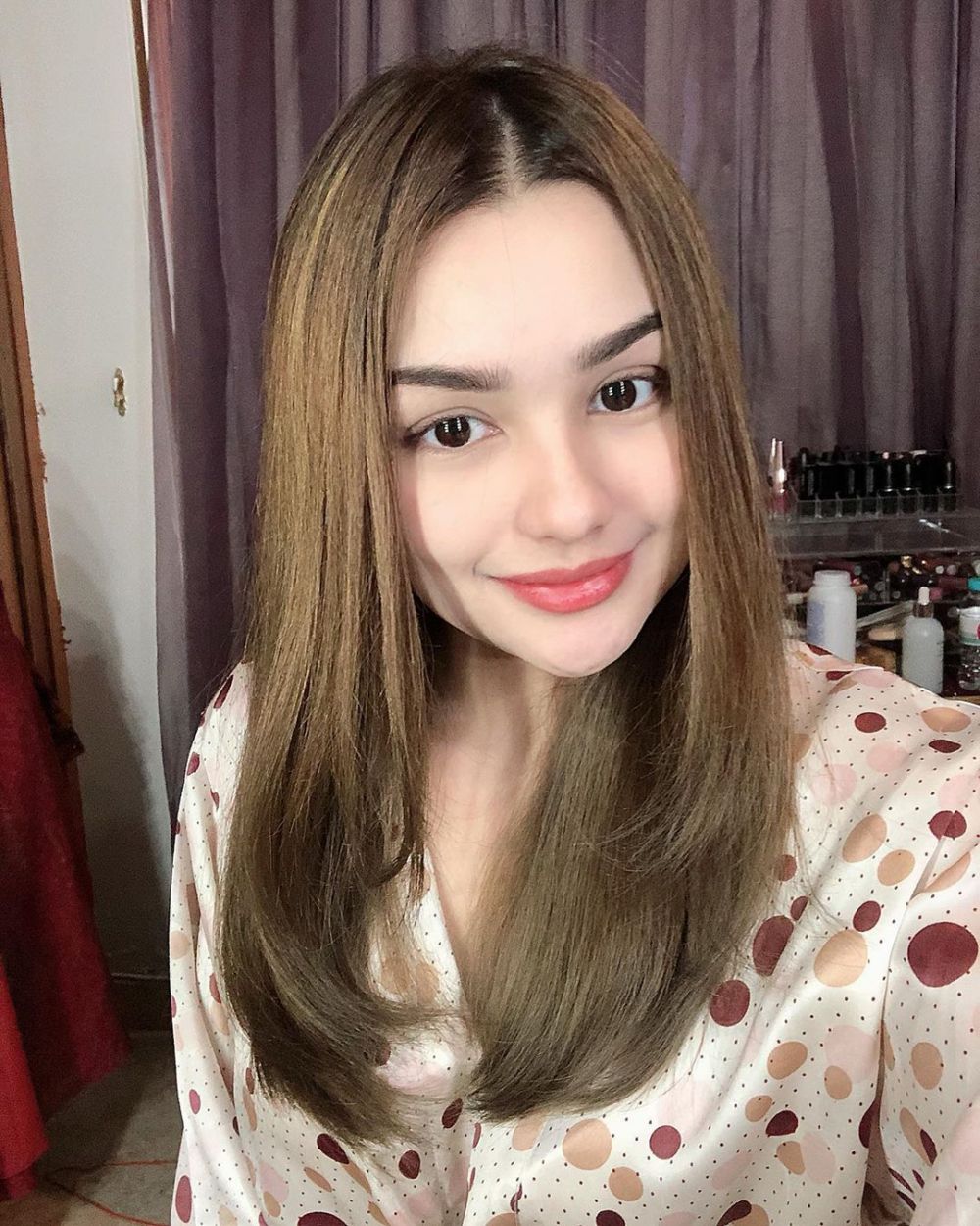 7 Potret terbaru ibu sambung Teuku Rassya, makin memesona