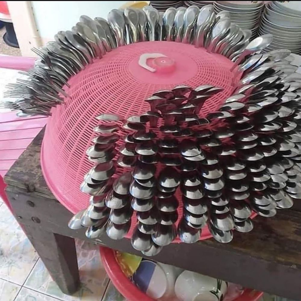 10 Kreasi nyeleneh saat terdesak ini nggak terduga