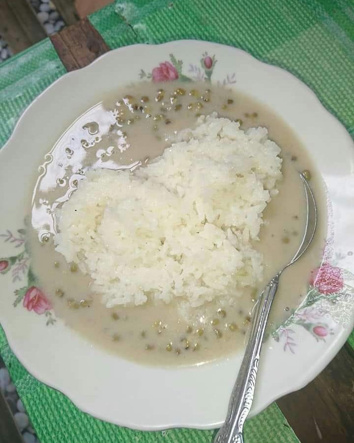 10 Cara penyajian makanan anak kos ala MasterChef ini kocak abis