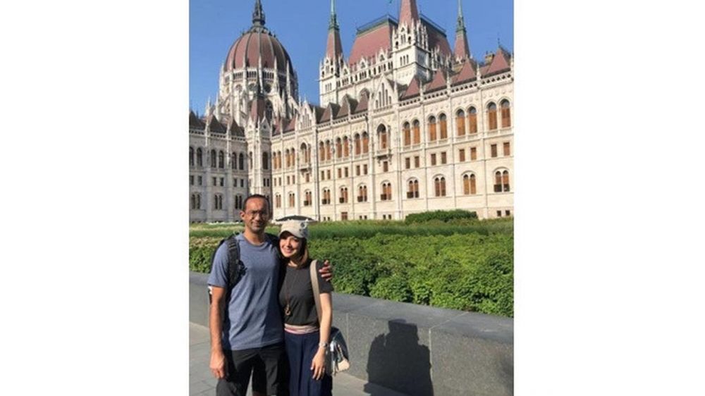 4 Perjalanan cinta Najwa Shihab dan suami, menikah di usia muda