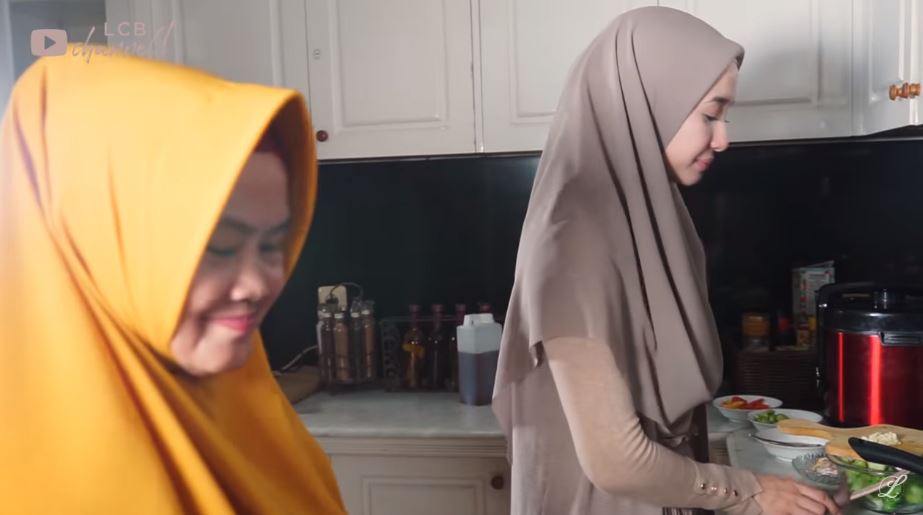 8 Penampakan dapur rumah Laudya Cynthia Bella, bikin betah masak