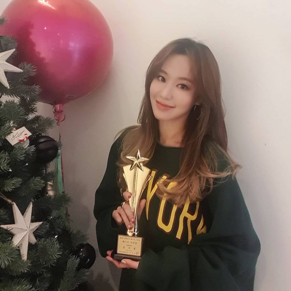 10 Potret terbaru Kang Hanna '200 Pounds Beauty', cantiknya awet