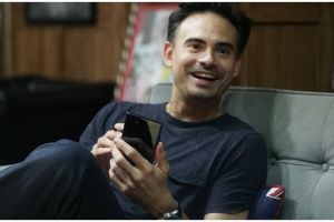 Jenazah Ashraf Sinclair dimakamkan di San Diego Hills 