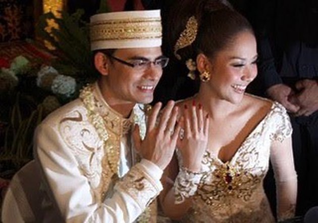 8 Potret kebaya akad BCL & Ashraf, tersimpan pesan sehidup semati