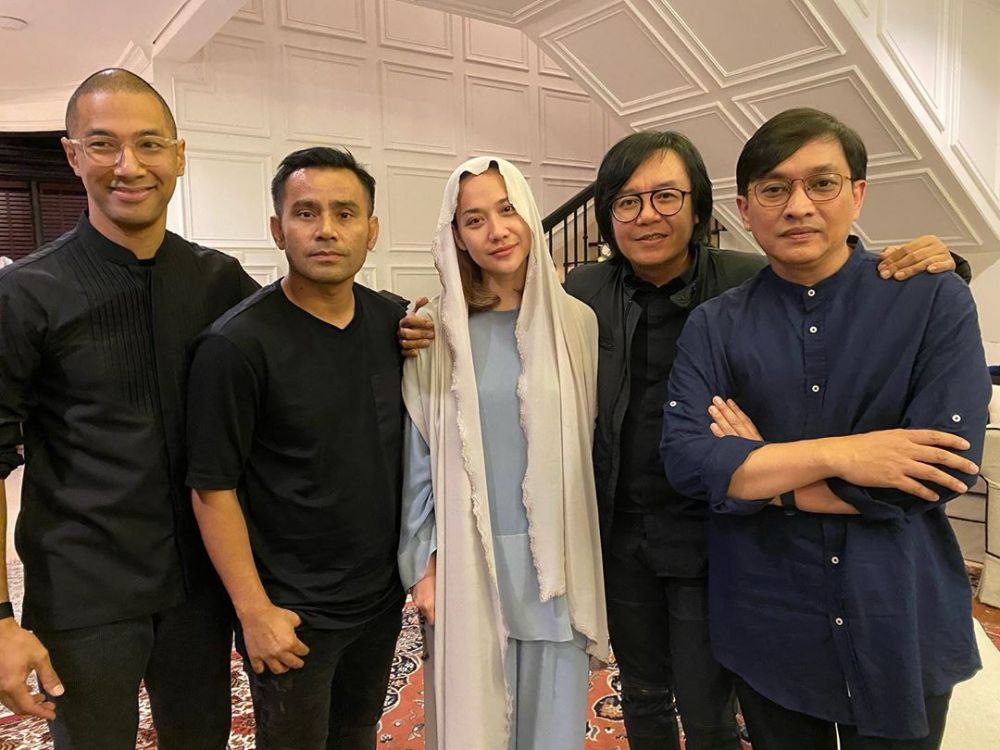6 Momen juri Indonesian Idol melayat ke rumah Bunga Citra Lestari