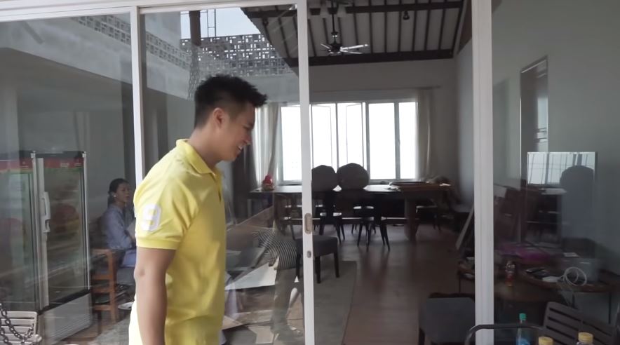 11 Potret kantor produksi vlog Baim Wong, luas & cozy abis