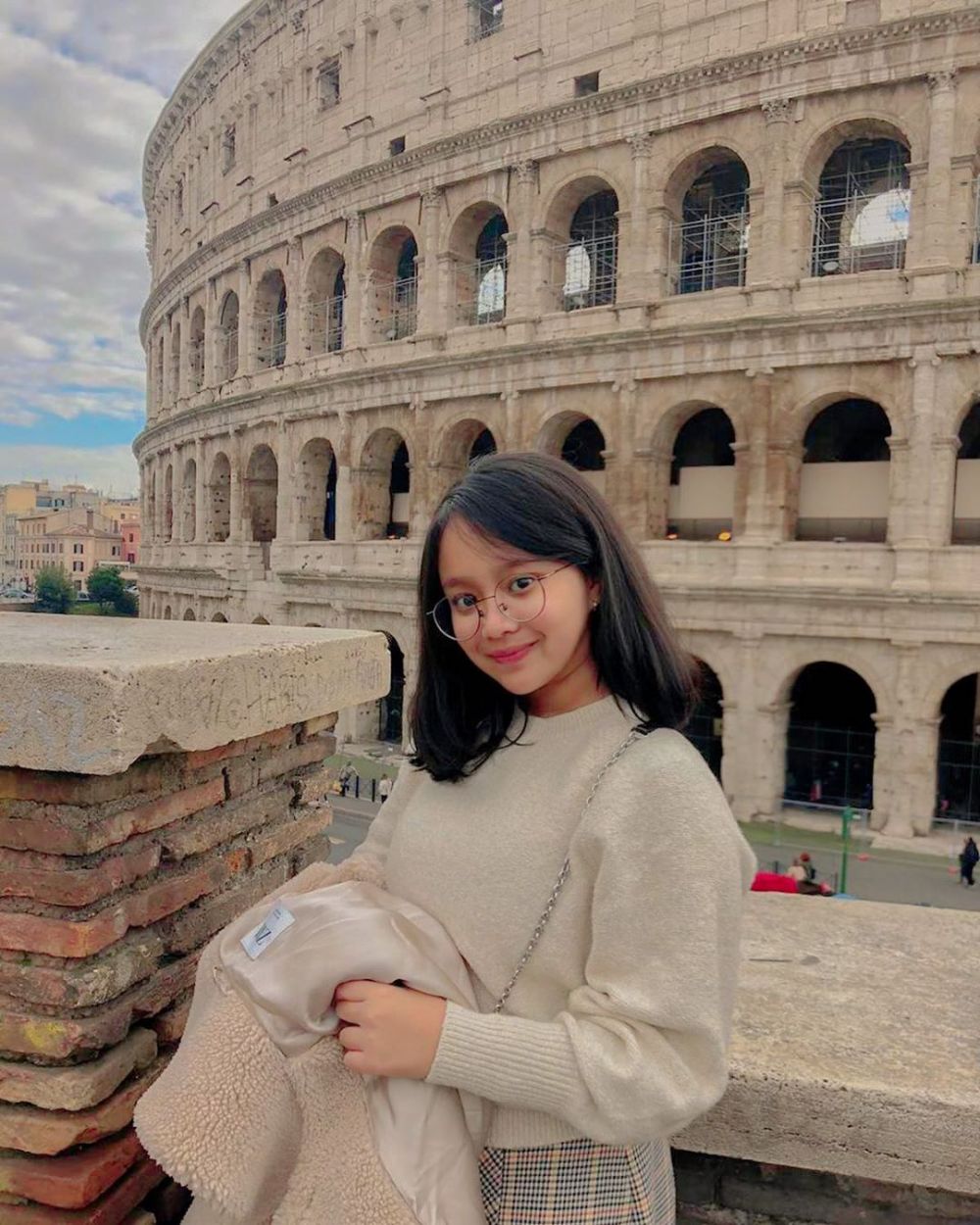 10 Potret imut Yara, anak Yovie Widianto yang jarang tersorot