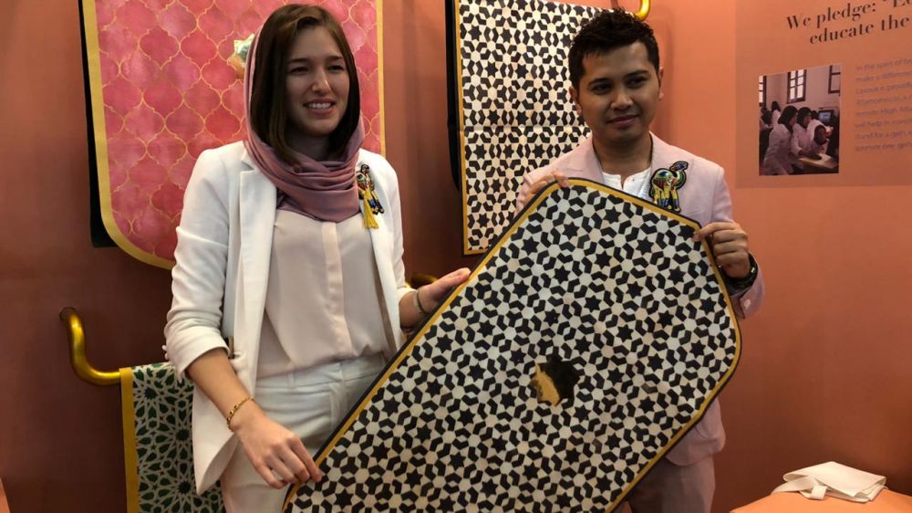 Keren! Ini sajadah bernuansa Maroko yang ramah lingkungan