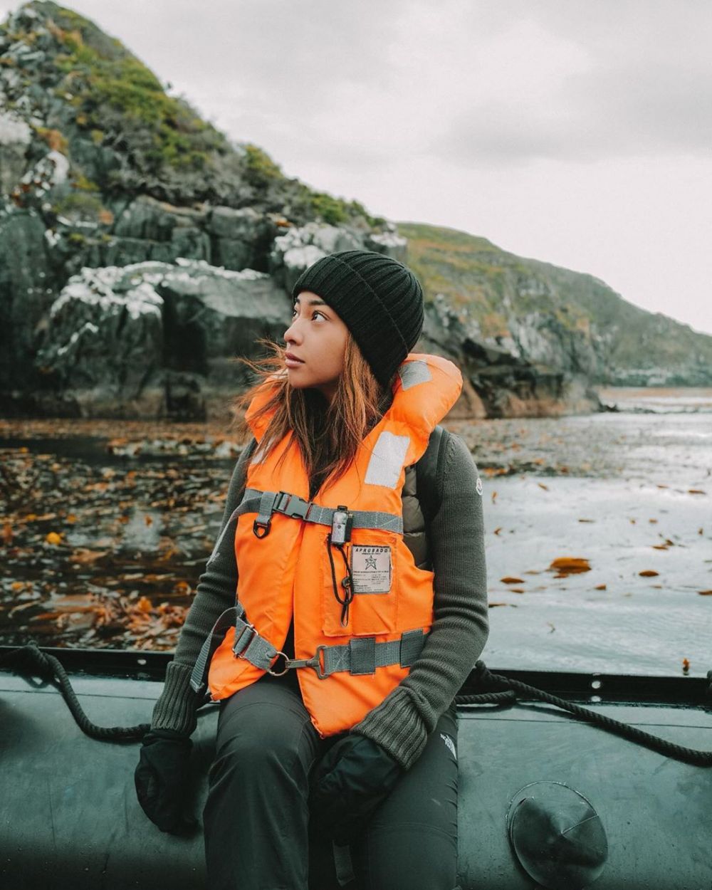 Nggak melulu mewah, ini 10 gaya simpel Nikita Willy saat liburan