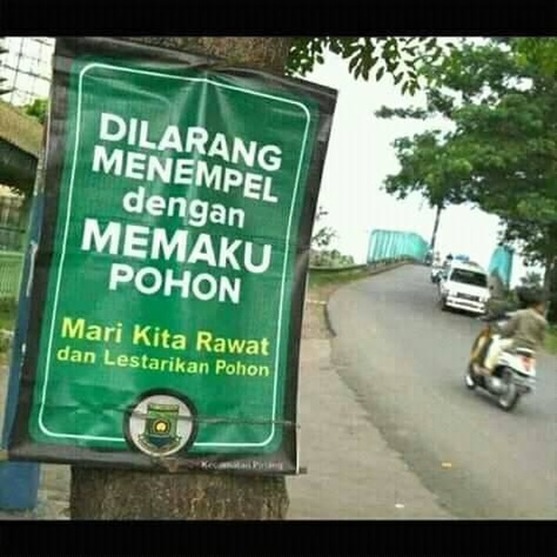 Momen pas 10 gambar di tempat umum ini endingnya nggak terduga