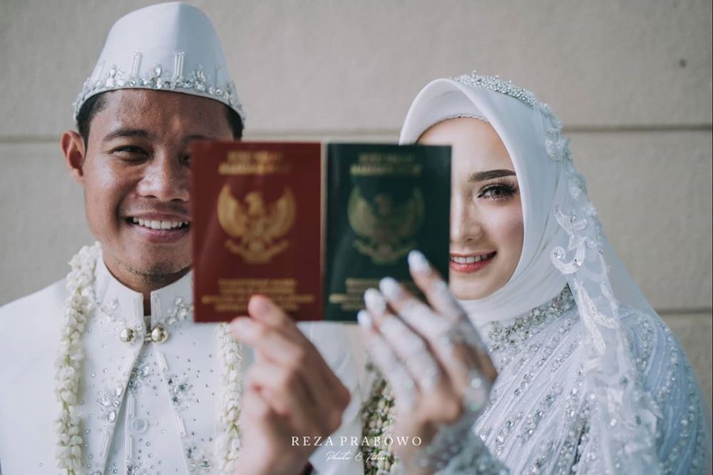 7 Momen manis pernikahan Evan Dimas dan Zahra Hakim, banjir pujian