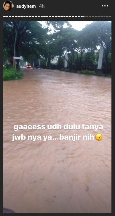 Kondisi 7 seleb usai Jakarta hujan deras, ada yang mengungsi