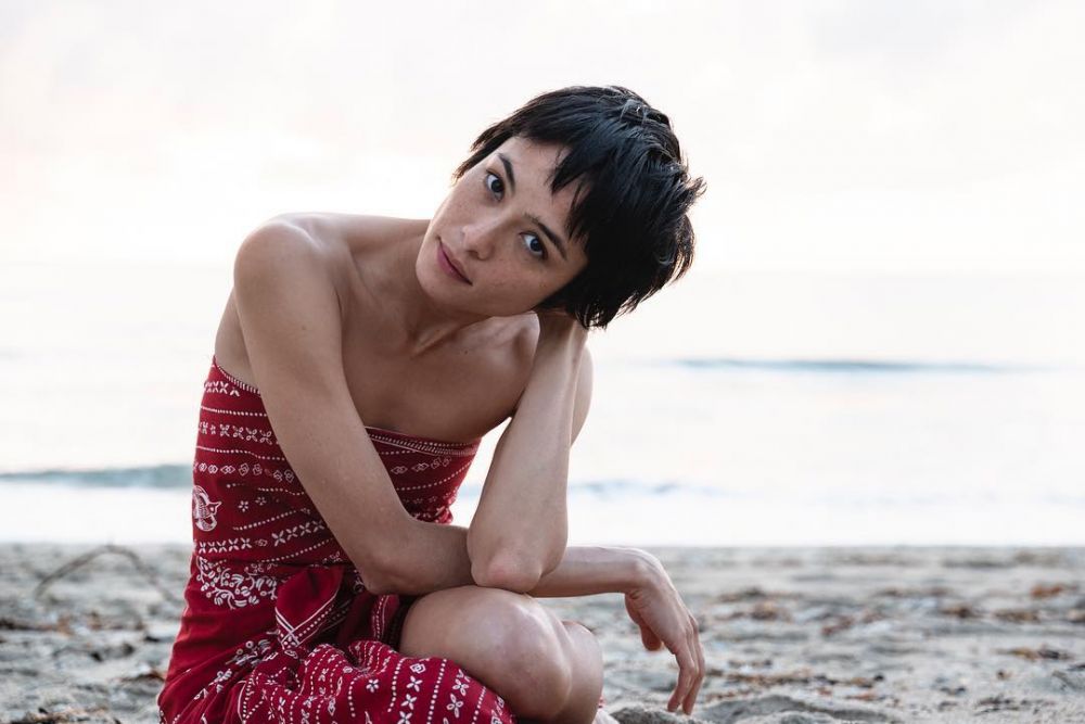 Ingat Angelique di film Janji Joni? Ini 10 potret terbarunya