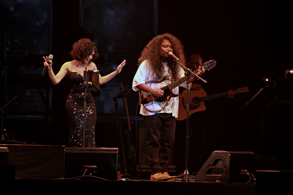 Tampil anggun, Yuni Shara bikin hanyut penonton BNI Java Jazz 2020