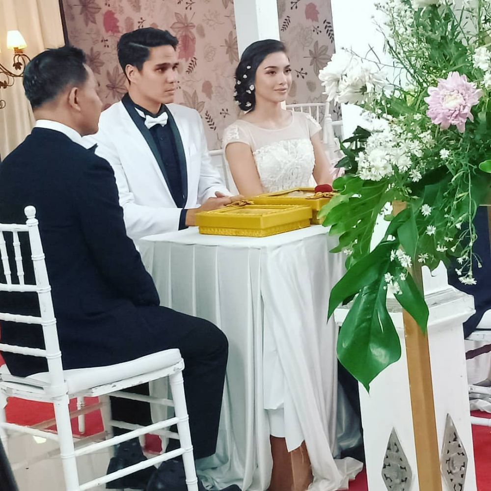 9 Potret mesra Angela Gilsha & Mischa Chandrawinata di Samudra Cinta